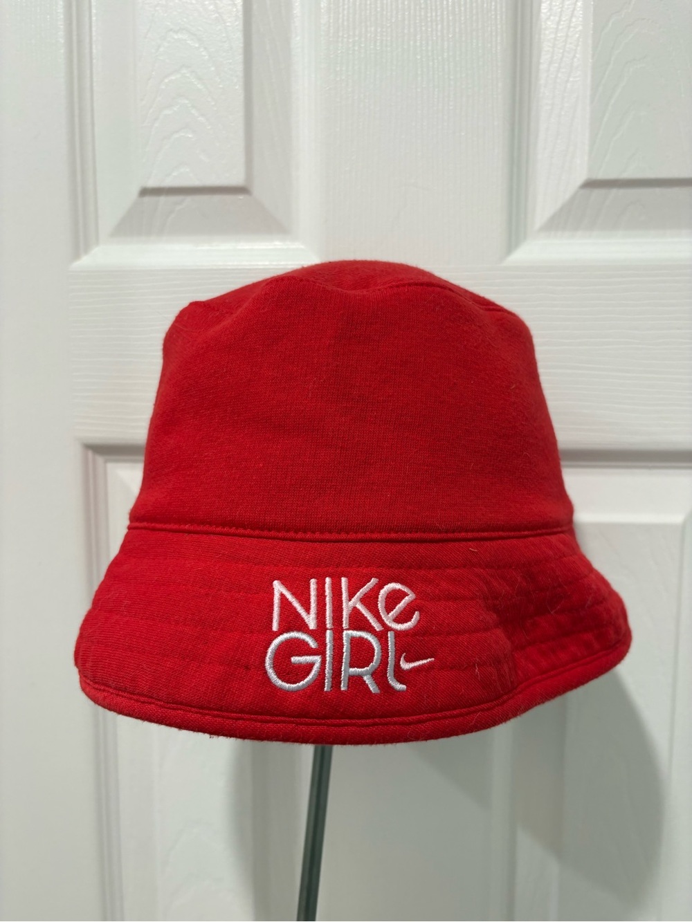 Vintage Nike bucket hat “Nike Girl” y2K reversible women’s